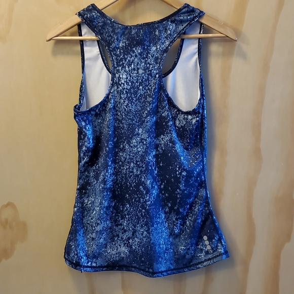 Bench tank top, size small /medium - Picture 2 of 4
